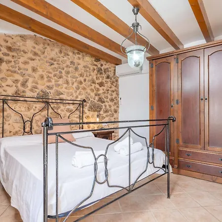 Ca N'abrines Villa *